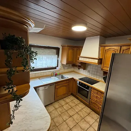 3-zimmer In Bestlage Διαμέρισμα Χαϊλμπρόν