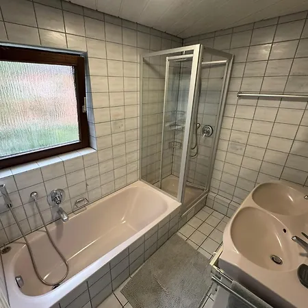 3-zimmer In Bestlage * Χαϊλμπρόν